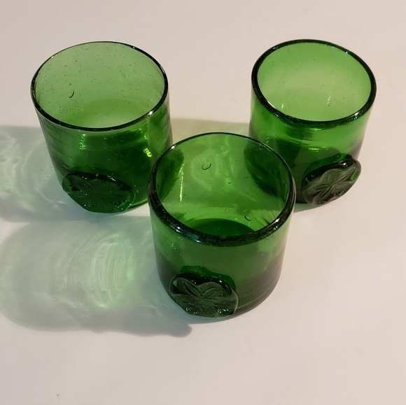 Hand blown flower sand dollar candle holder